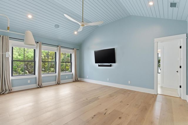 8 29th Avenue, Isle Of Palms, SC 29451