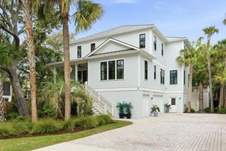 8 29th Avenue, Isle Of Palms, SC 29451