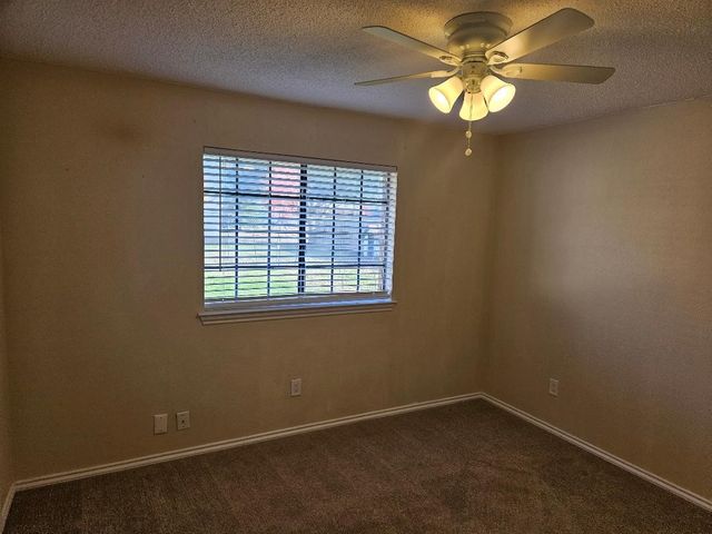 500 Mustang Court, Lavon, TX 75166