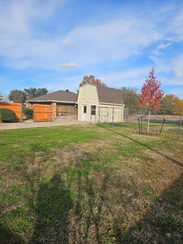 500 Mustang Court, Lavon, TX 75166