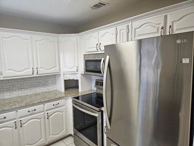 500 Mustang Court, Lavon, TX 75166