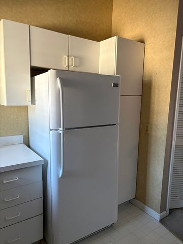 105 Bradford Commons Ln 105, Braintree, MA 02184