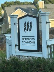 105 Bradford Commons Ln 105, Braintree, MA 02184
