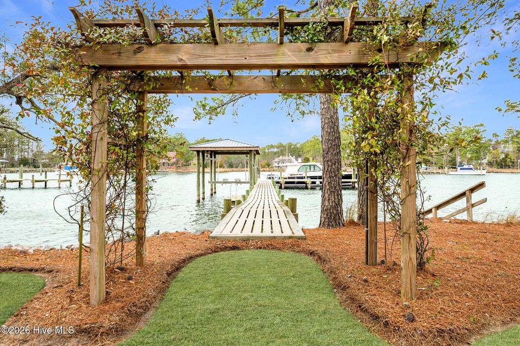 Image 8 of property listing at 183 Weatherby Way, Merritt, NC 28556