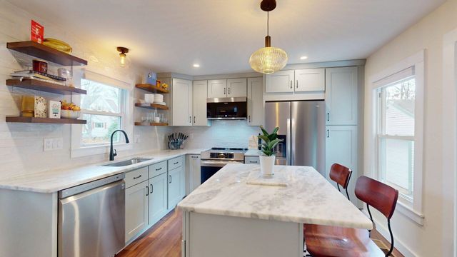 12 Avon Street, Concord, NH 03301