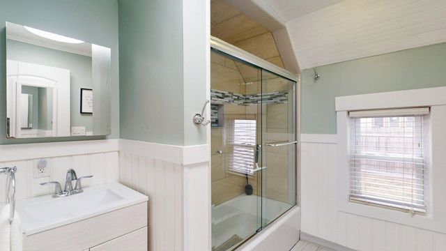 12 Avon Street, Concord, NH 03301