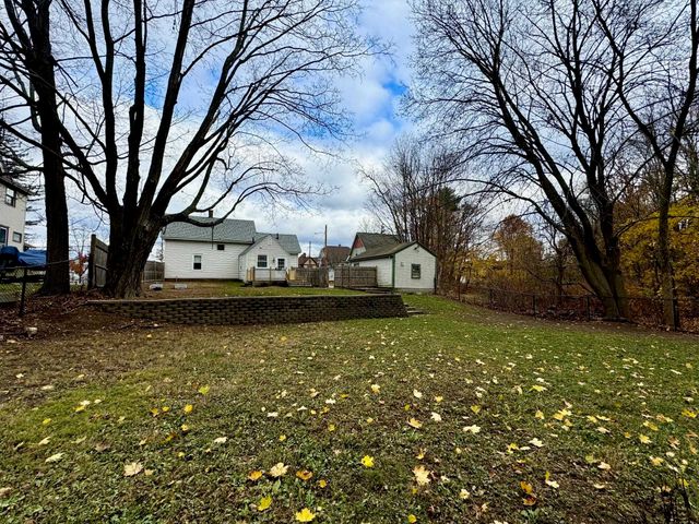 12 Avon Street, Concord, NH 03301