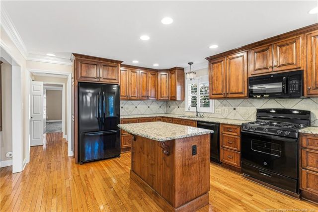 6831 Uppingham Road, Fayetteville, NC 28306