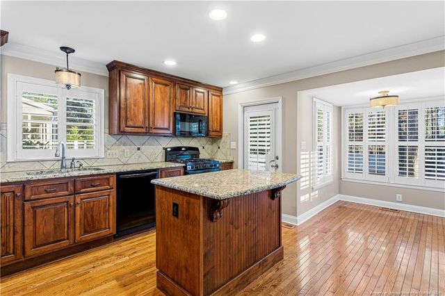 6831 Uppingham Road, Fayetteville, NC 28306