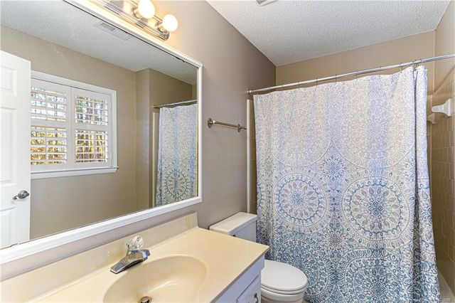 6831 Uppingham Road, Fayetteville, NC 28306