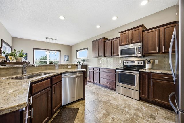513 Majestic Oak, Solon, IA 52333