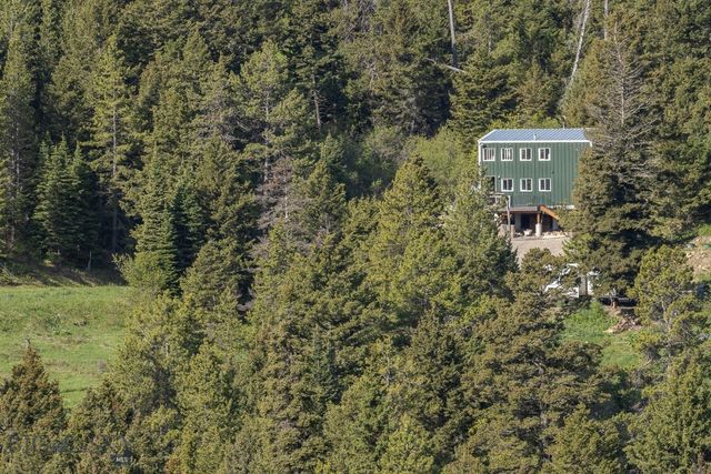 3096 Woodchuck Road, Bozeman, MT 59715