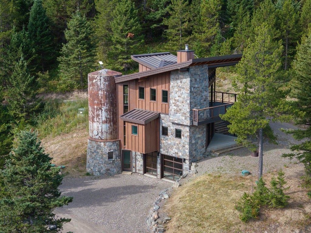 3096 Woodchuck Road, Bozeman, MT 59715