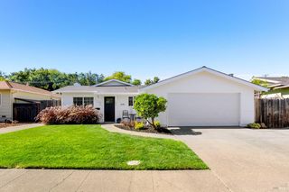 1640 Bryce Ct, Napa, CA 94558