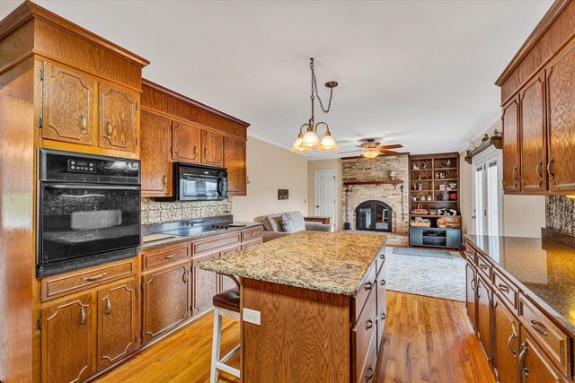 10596 Lee Hwy, Fincastle, VA 24090
