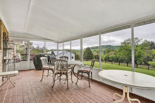10596 Lee Hwy, Fincastle, VA 24090