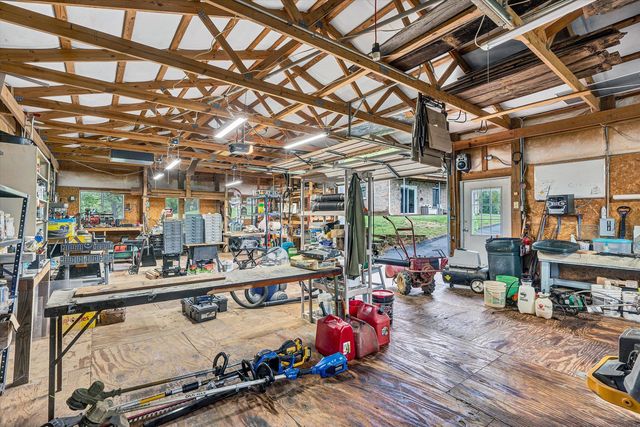 10596 Lee Hwy, Fincastle, VA 24090