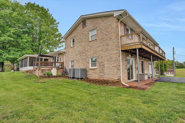 10596 Lee Hwy, Fincastle, VA 24090