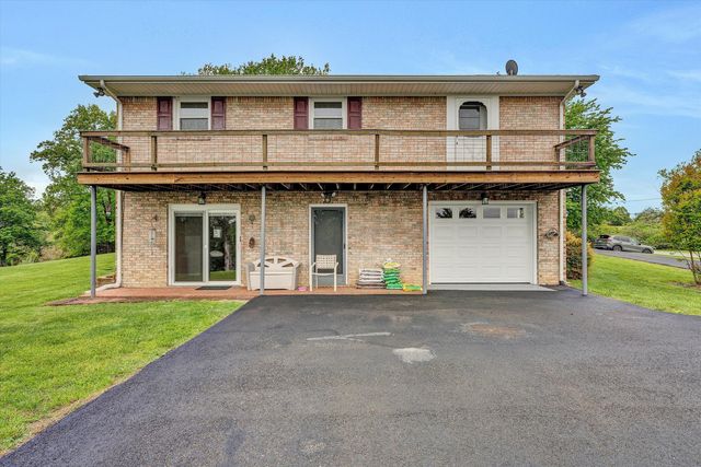 10596 Lee Hwy, Fincastle, VA 24090