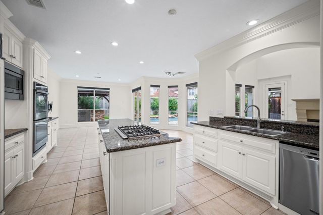 14227 Flower Creek Lane, Houston, TX 77077