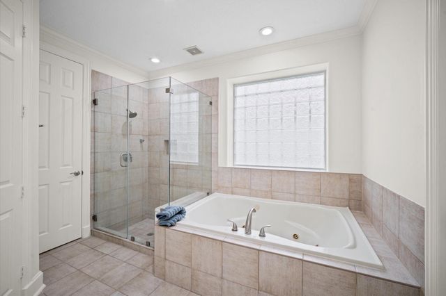 14227 Flower Creek Lane, Houston, TX 77077