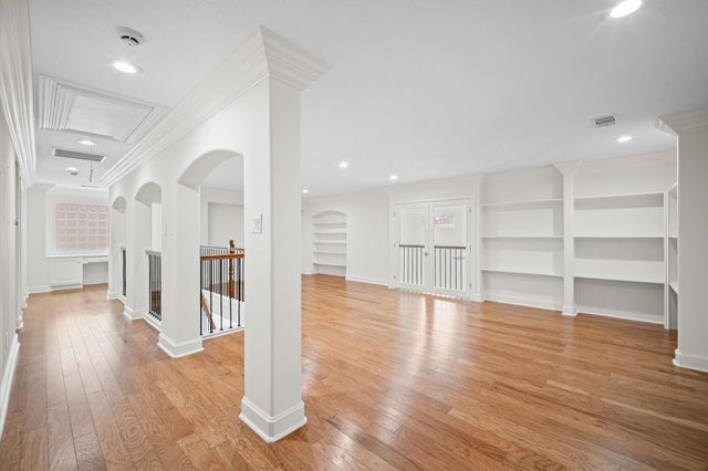 14227 Flower Creek Lane, Houston, TX 77077