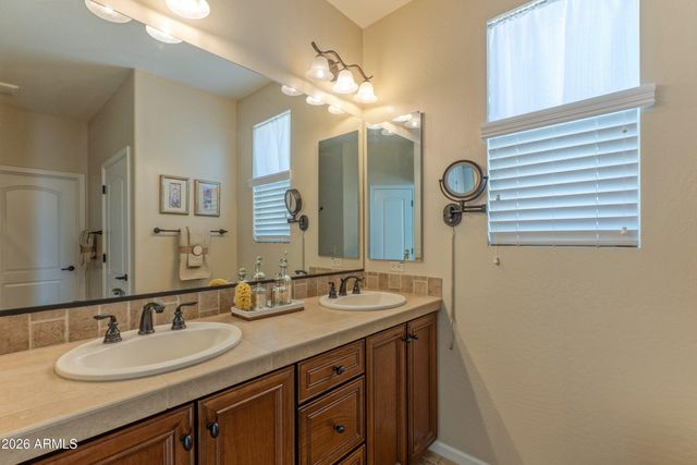 16735 W ALMERIA Road, Goodyear, AZ 85395