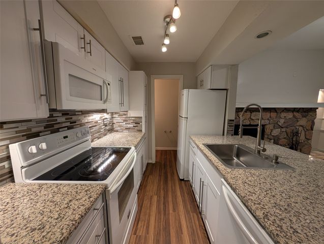 2921 Shelby Avenue, Dallas, TX 75219