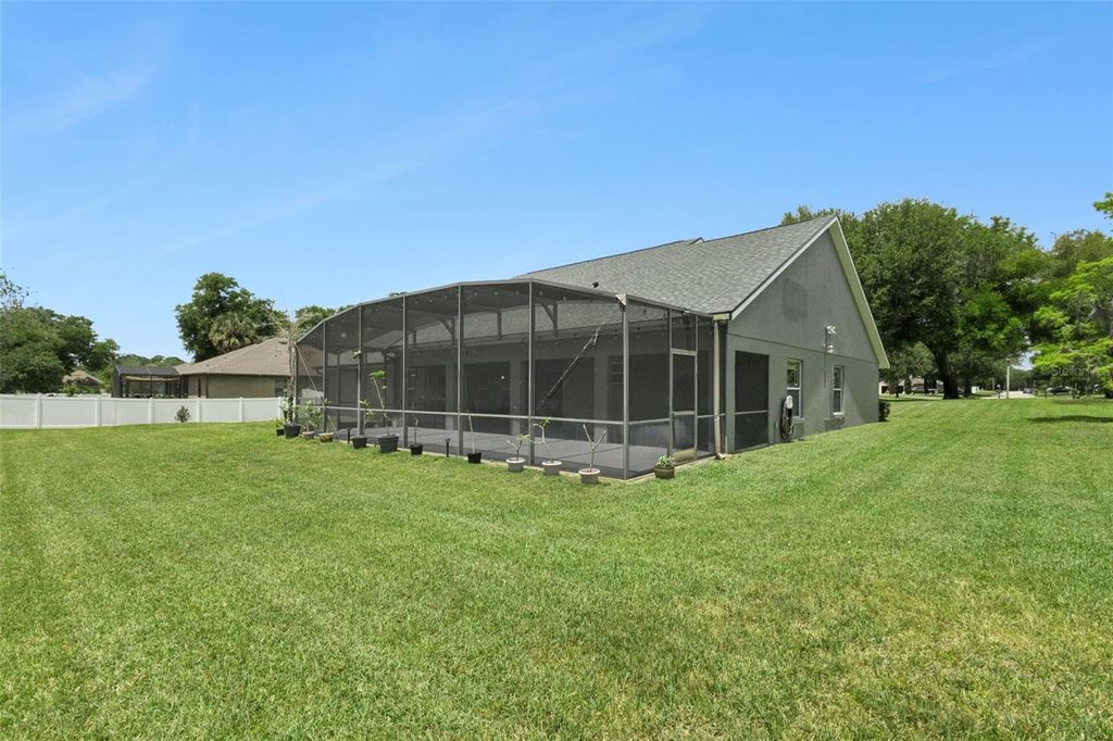 Image 27 of property listing at 31038 FAIRVISTA DRIVE, Tavares, FL 32778