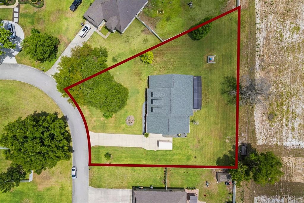 Image 28 of property listing at 31038 FAIRVISTA DRIVE, Tavares, FL 32778