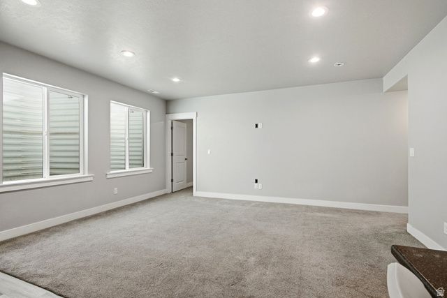 7926 N BRISTLECONE RD, Eagle Mountain, UT 84005