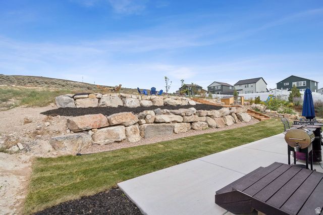 7926 N BRISTLECONE RD, Eagle Mountain, UT 84005