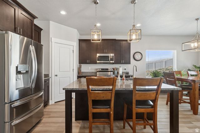 7926 N BRISTLECONE RD, Eagle Mountain, UT 84005