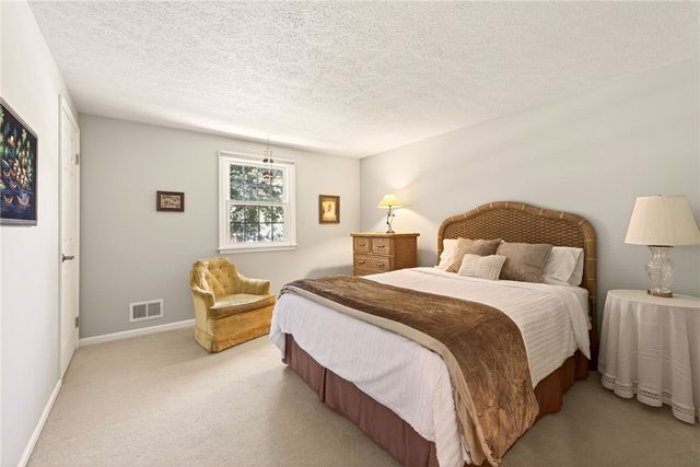 1111 Everwild Vw, Webster, NY 14580