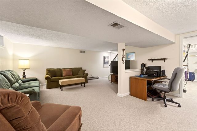 1111 Everwild Vw, Webster, NY 14580