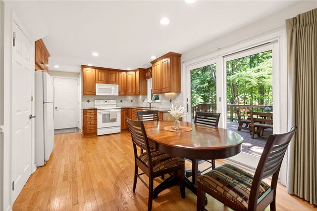 1111 Everwild Vw, Webster, NY 14580