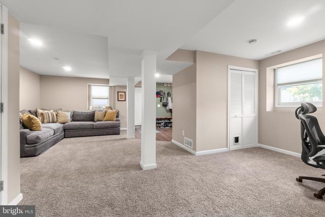 721 HAMILTON AVE, Roebling, NJ 08554