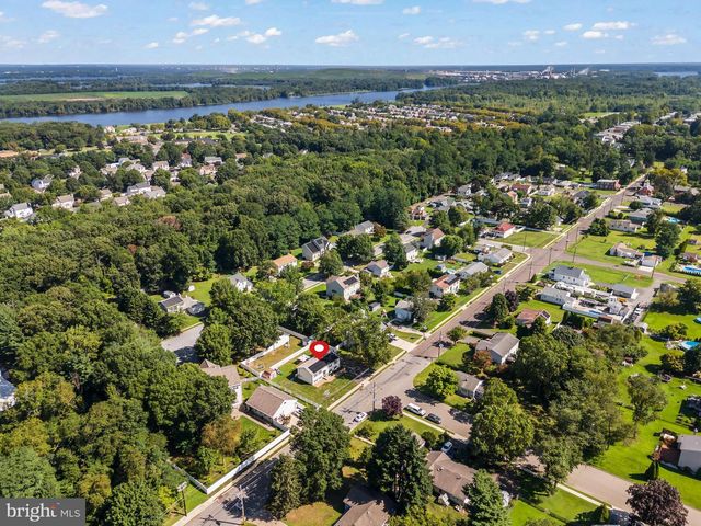 721 HAMILTON AVE, Roebling, NJ 08554
