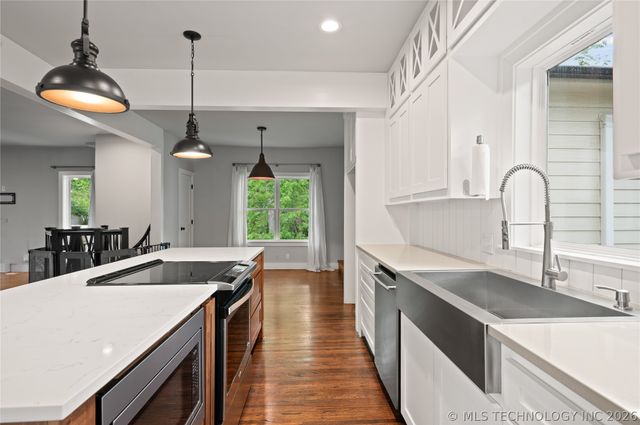 3635 S Louisville Avenue, Tulsa, OK 74135