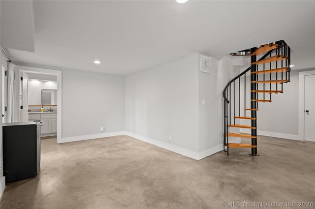 3635 S Louisville Avenue, Tulsa, OK 74135