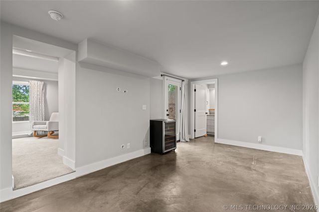 3635 S Louisville Avenue, Tulsa, OK 74135