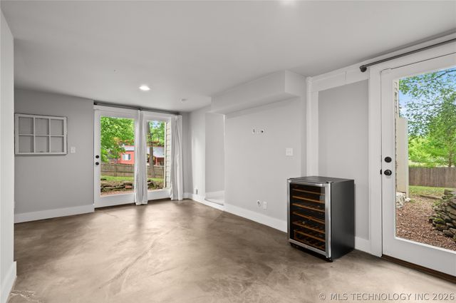 3635 S Louisville Avenue, Tulsa, OK 74135