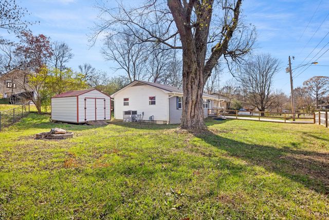 2801 Midfield Circle SE, Cleveland, TN 37323