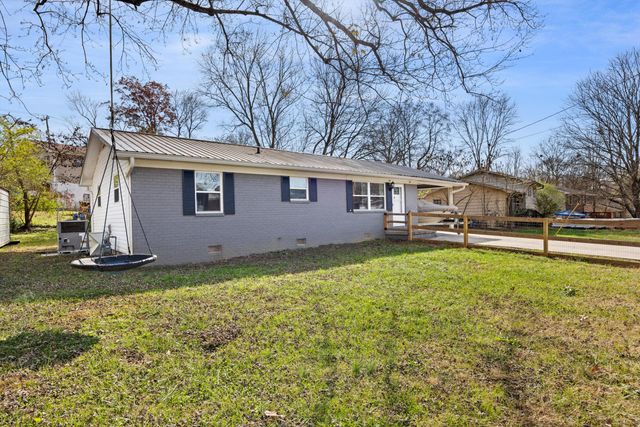 2801 Midfield Circle SE, Cleveland, TN 37323