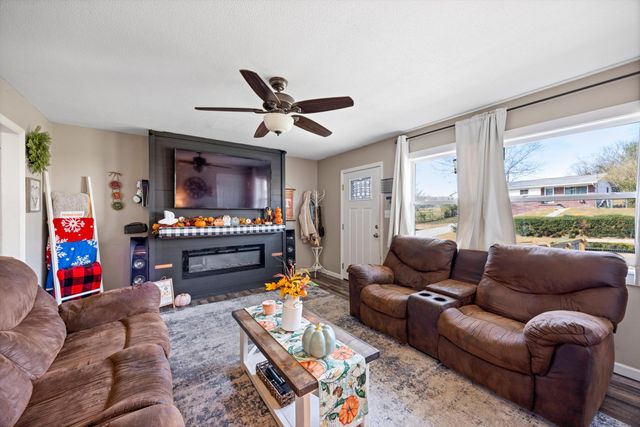 2801 Midfield Circle SE, Cleveland, TN 37323