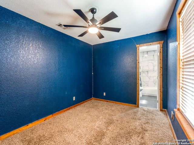 320 W Mally, San Antonio, TX 78221