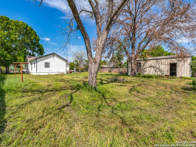 320 W Mally, San Antonio, TX 78221