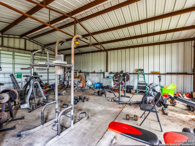 320 W Mally, San Antonio, TX 78221