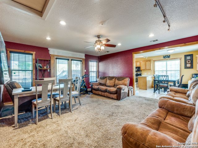 320 W Mally, San Antonio, TX 78221