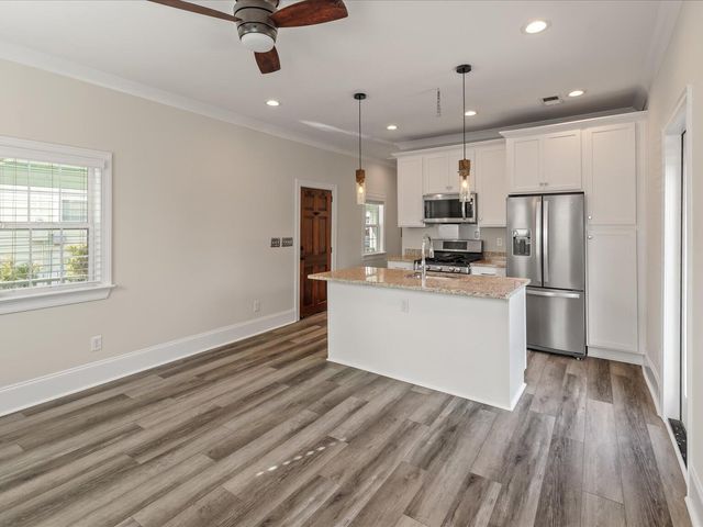 400 Sumter Street, Charleston, SC 29403